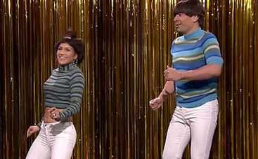 Дженнифер Лопес стала королевой тесных штанов (ВИДЕО)