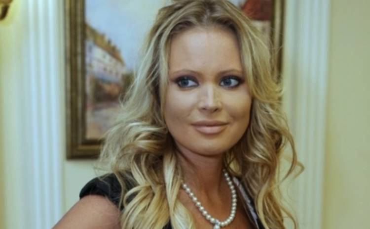 Дана Борисова хочет поймать мужа в Сети