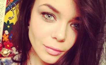 Алина Гросу прячет парня круглый год