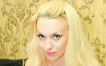 Оля Полякова травмировалась на сцене