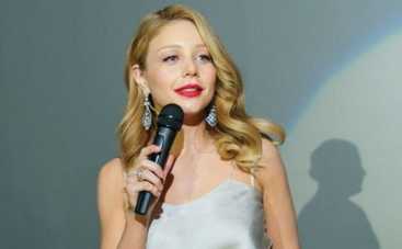 Тина Кароль записала новый альбом из старых песен