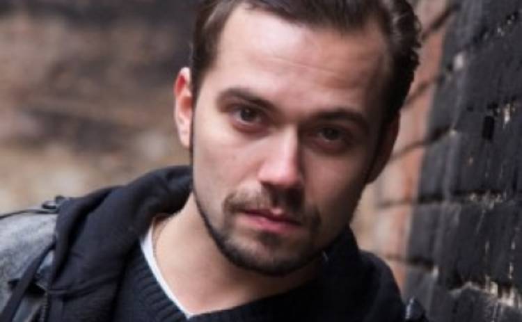 27-летний актер Никита Быченков умер прямо во время спектакля