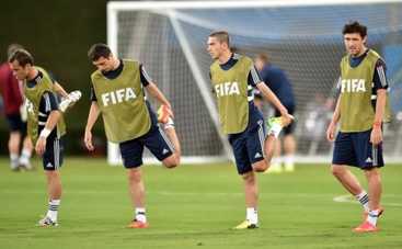 Чемпионат мира по футболу 2014: Россия – Южная Корея. Движняк второго плана