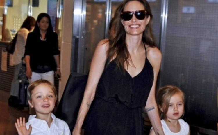 Анджелина Джоли и Брэд Питт показали подросших детей (ФОТО)