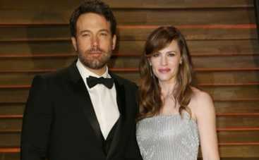 Бен Аффлек и Дженнифер Гарнер отпраздновали годовщину свадьбы жареной картошкой