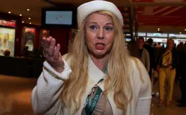 Актриса Елена Кондулайнен прокомментировала слухи о своей болезни