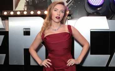 Скарлетт Йоханссон отсудила 2,5 тысячи евро