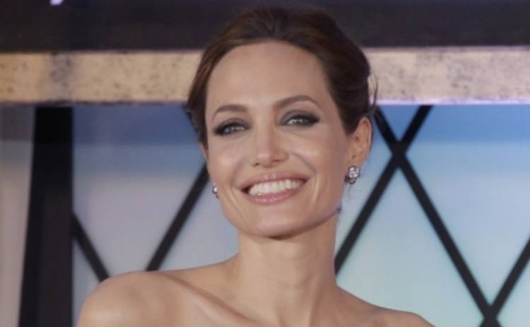 Анджелина Джоли сделала из дочери монстра