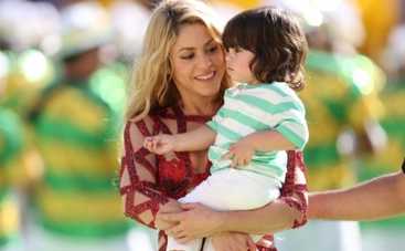 Закрытие ЧМ 2014: Шакира пришла босиком и с ребенком (ФОТО)