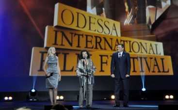 Закрытие ОМКФ 2014: Кира Муратова получила Золотого Дюка