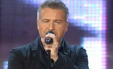 Новая волна 2014: Леонид Агутин исполнил песню покойного Юрия Варум