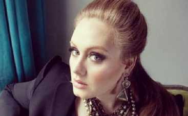 Сын певицы Адель получит компенсацию за испорченное детство