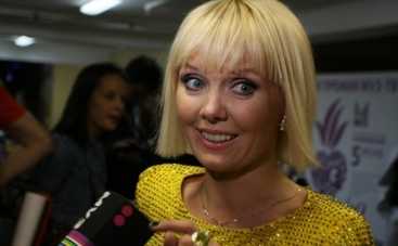 Валерия оправдывается за концерт в Крыму