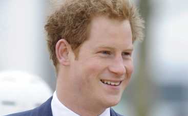 Принц Гарри встречается с Мисс Эдинбург (ФОТО)