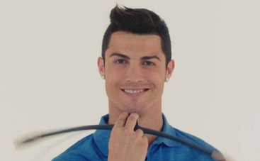 Криштиану Роналду борется со вторым подбородком (ВИДЕО)