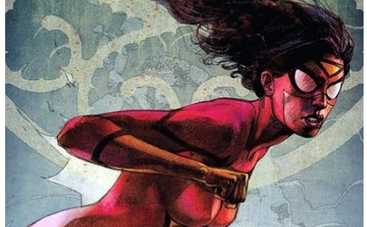 Женщину-паука фанаты посчитали неприличной (ФОТО)