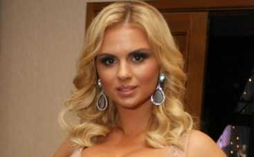 Анна Семенович показала фото из тренажерного зала (ФОТО)