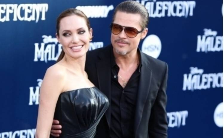 Анджелина Джоли и Брэд Питт официально вступили в брак