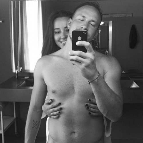 Яна Станишевская показала фото с голым мужчиной
