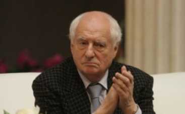Режиссер Ленкома Марк Захаров попал в больницу