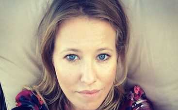 Ксения Собчак показалась в Венеции в образе "розового облачка" (ФОТО)