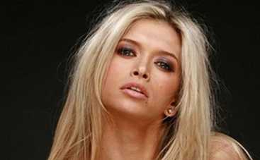 Вера Брежнева поразила своим нарядом (ФОТО)