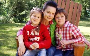 Лилия Подкопаева показала детей и дачу (ФОТО)
