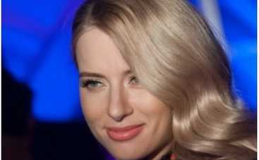 Ольга Горбачева впервые вышла на сцену после родов (ФОТО)