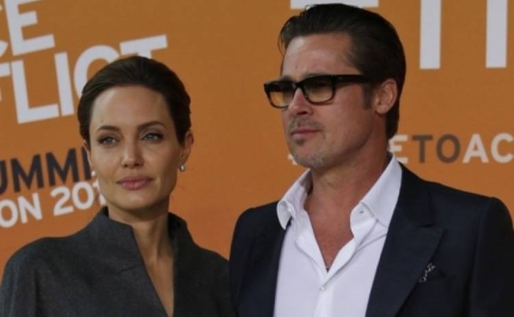 Анджелина Джоли и Брэд Питт потратили 500 млн.долларов на яхту