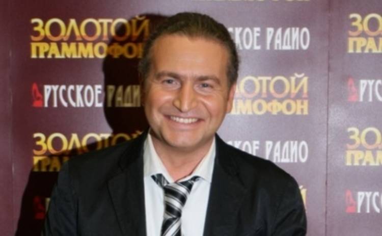 Леонид Агутин показал жену без макияжа (ФОТО)
