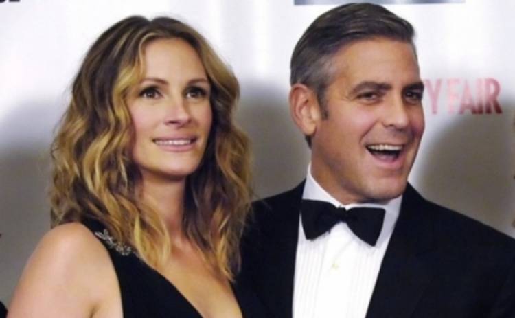 Джулия Робертс вмешивается в личную жизнь Джорджа Клуни