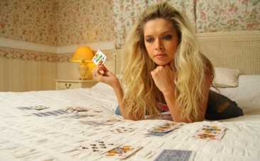 Вера Брежнева отправилась отдыхать на океан (ФОТО)