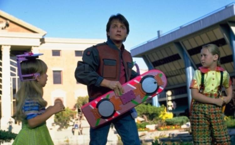Продан скейтборд из фильма Назад в будущее-2