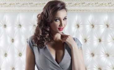 Анфиса Чехова похвасталась мясистой талией (ФОТО)