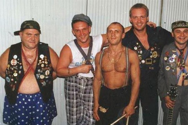 Леонид Петренко (на фото слева) был вокалистом группы Дюна 