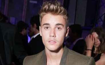 Джастин Бибер поплатился за разбитые яйца