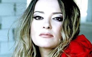 Наталья Могилевская умело скрывает лишние килограммы