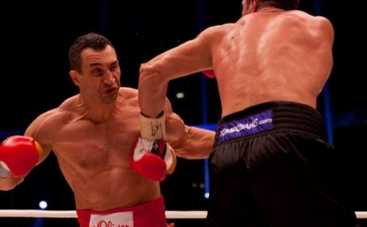 Бой Кличко – Пулев в десятке лучших поединков на HBO этого года (ВИДЕО)