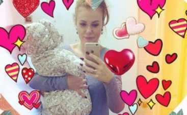 Слава из НеАнгелов познакомила подписчиков с сыном Лео