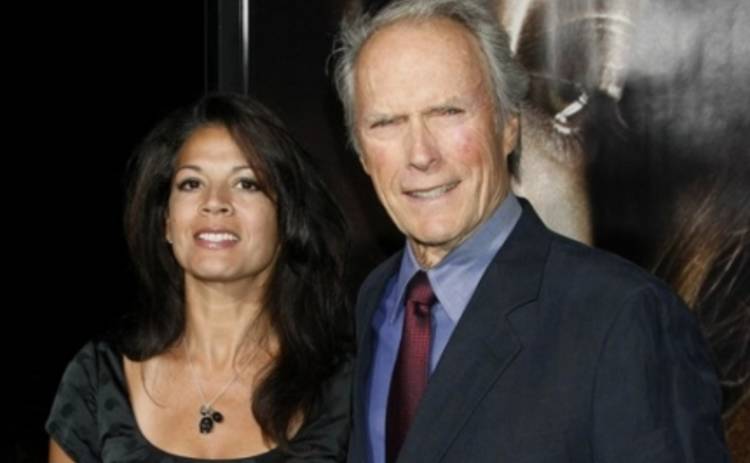 Клинт Иствуд развелся с супругой