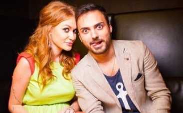 Слава из НеАнгелов приготовила для мужа "докторское" пирожное (ФОТО)