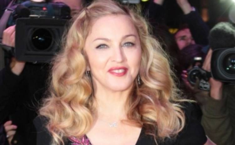 Мадонна наживается на чужой трагедии