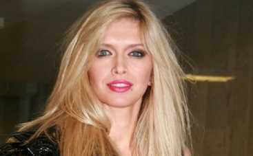 Вера Брежнева показала сестер-близняшек (ФОТО)