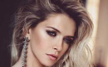 Вера Брежнева показала своих дочерей (ФОТО)