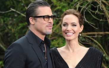 Анджелина Джоли снимет Брэда Питта в Африке