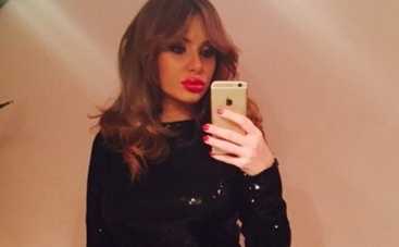 Слава из НеАнгелов вышла на работу после родов (ФОТО)