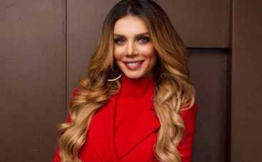 Анна Седокова станет рыжей бестией