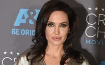 Анджелина Джоли шокировала своей худобой (ФОТО)