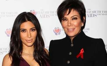 Ким Кардашьян обворовала свою мать