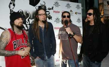 Экс-барабанщик группы Korn судится с коллегами